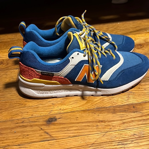 Only Worn ONCE New Balance Sneakers - Picture 1 of 3